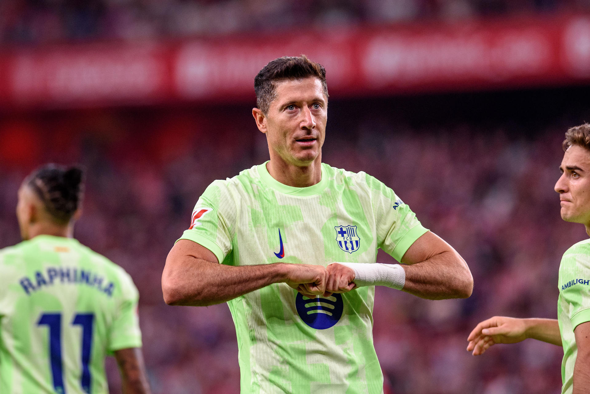 ¡Centenario letal! Robert Lewangoalski alcanza los 100 goles con el Barcelona