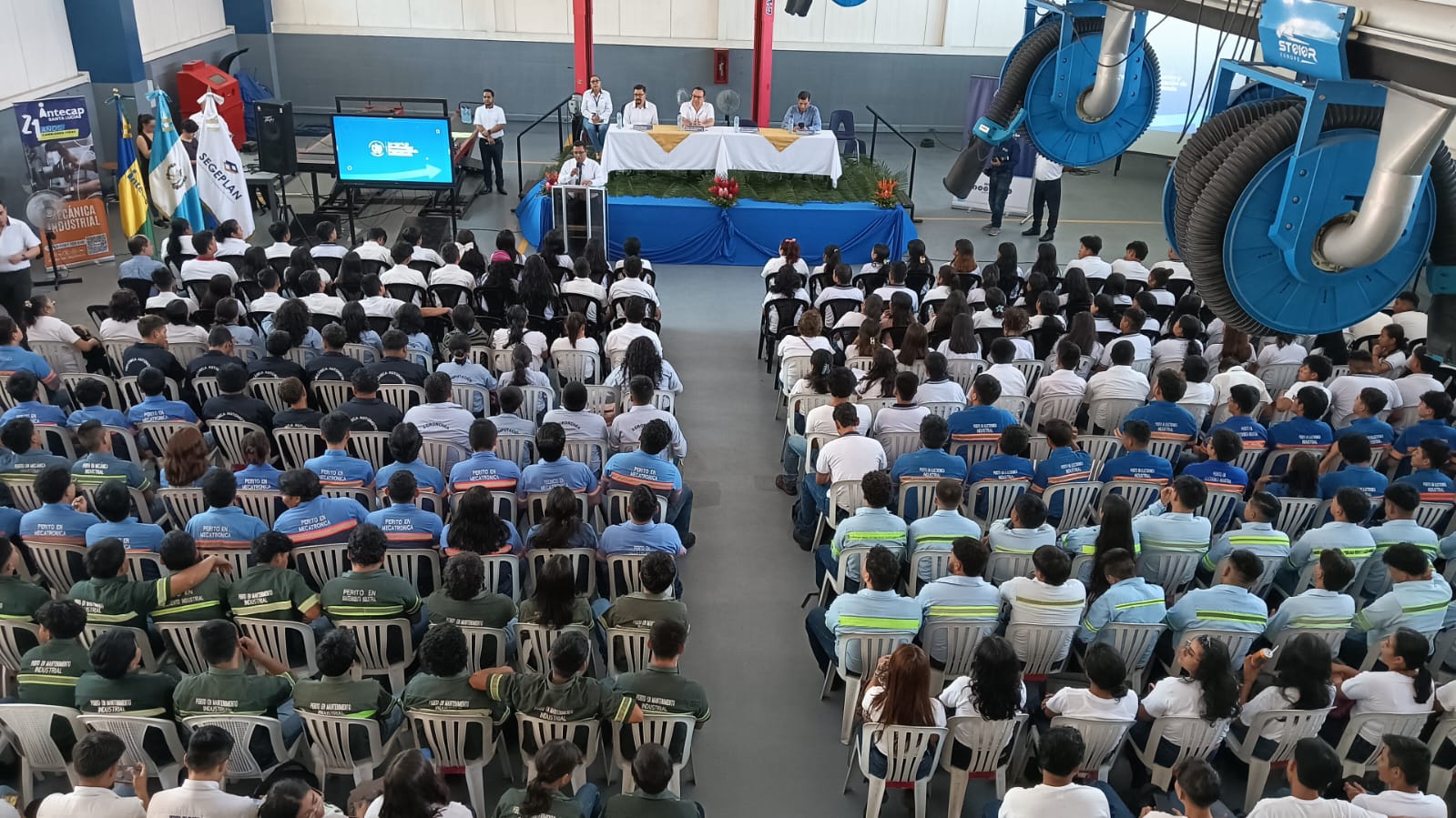 Segeplan impulsa oportunidades académicas en Escuintla a través del Programa Becas por Nuestro Futuro