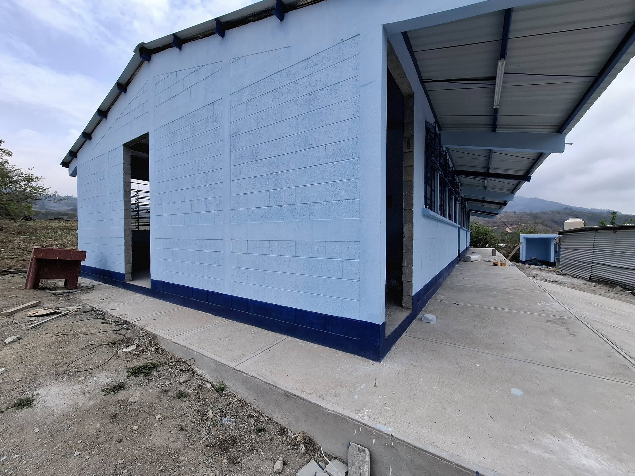 Avanza la infraestructura educativa en Santa María Xalapán, Jalapa