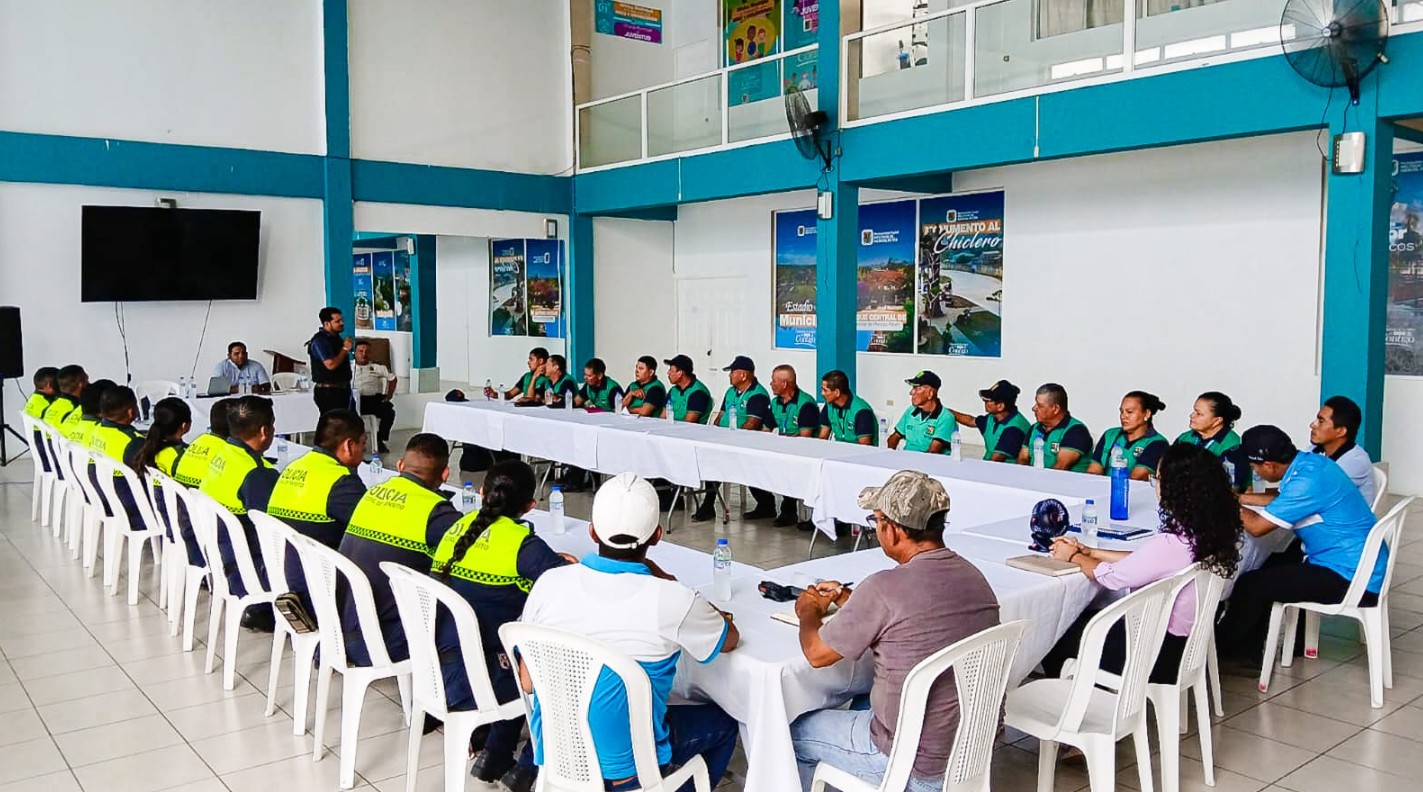 Coordinación interinstitucional sobre procedimientos policiales en Melchor de Mencos