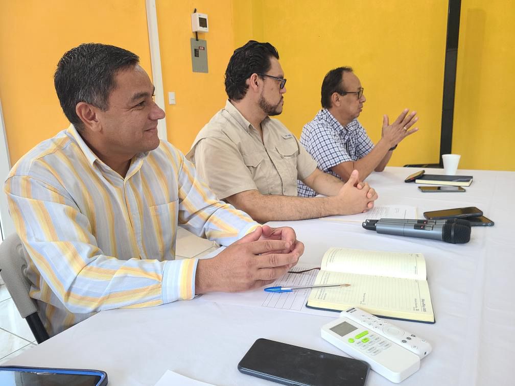 Avanzan proyectos con enfoque en salud, educación y bienestar comunitario en Santa Rosa
