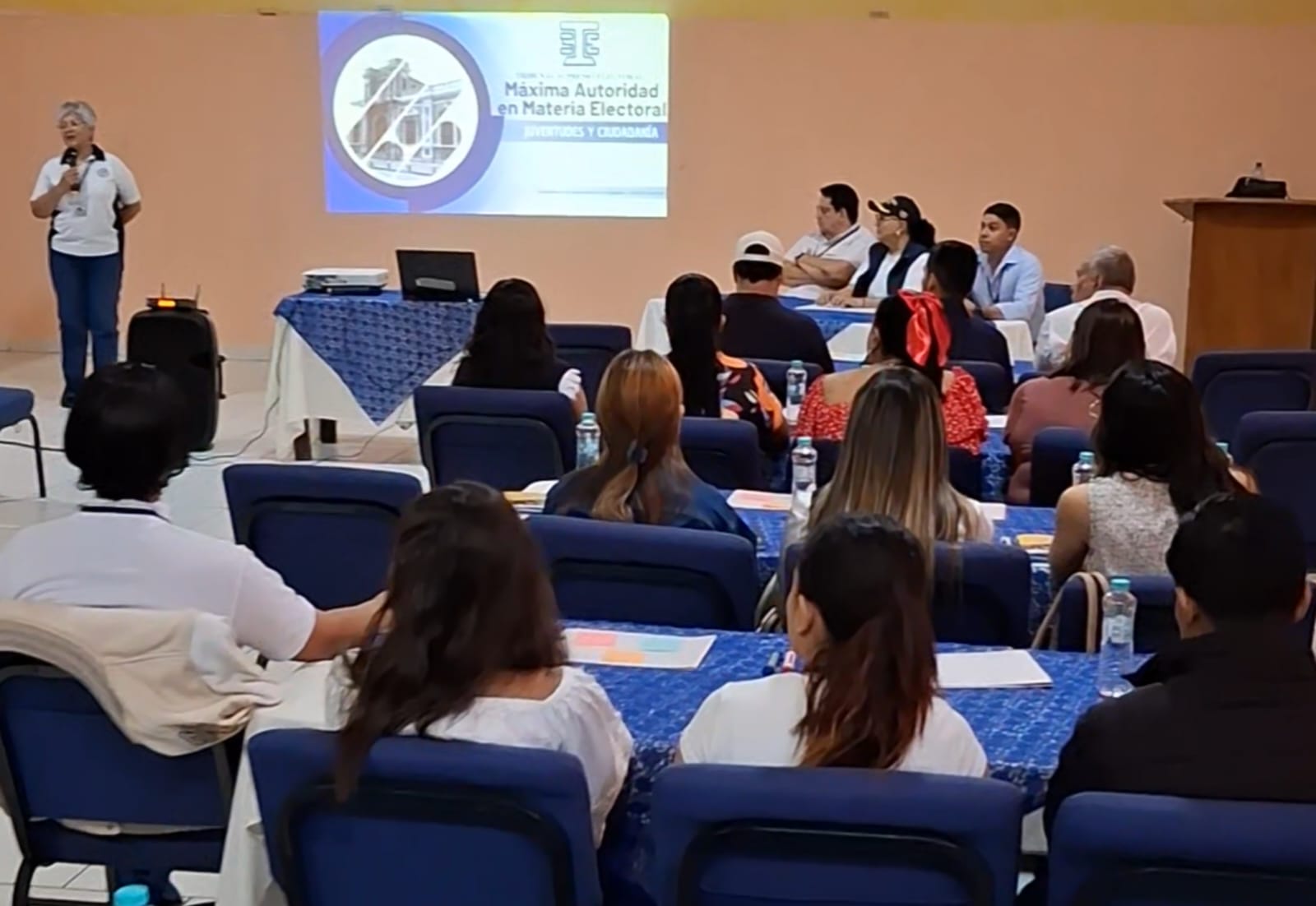 Promueven la participación de jóvenes en la construcción de una sociedad más justa y democrática en Jutiapa