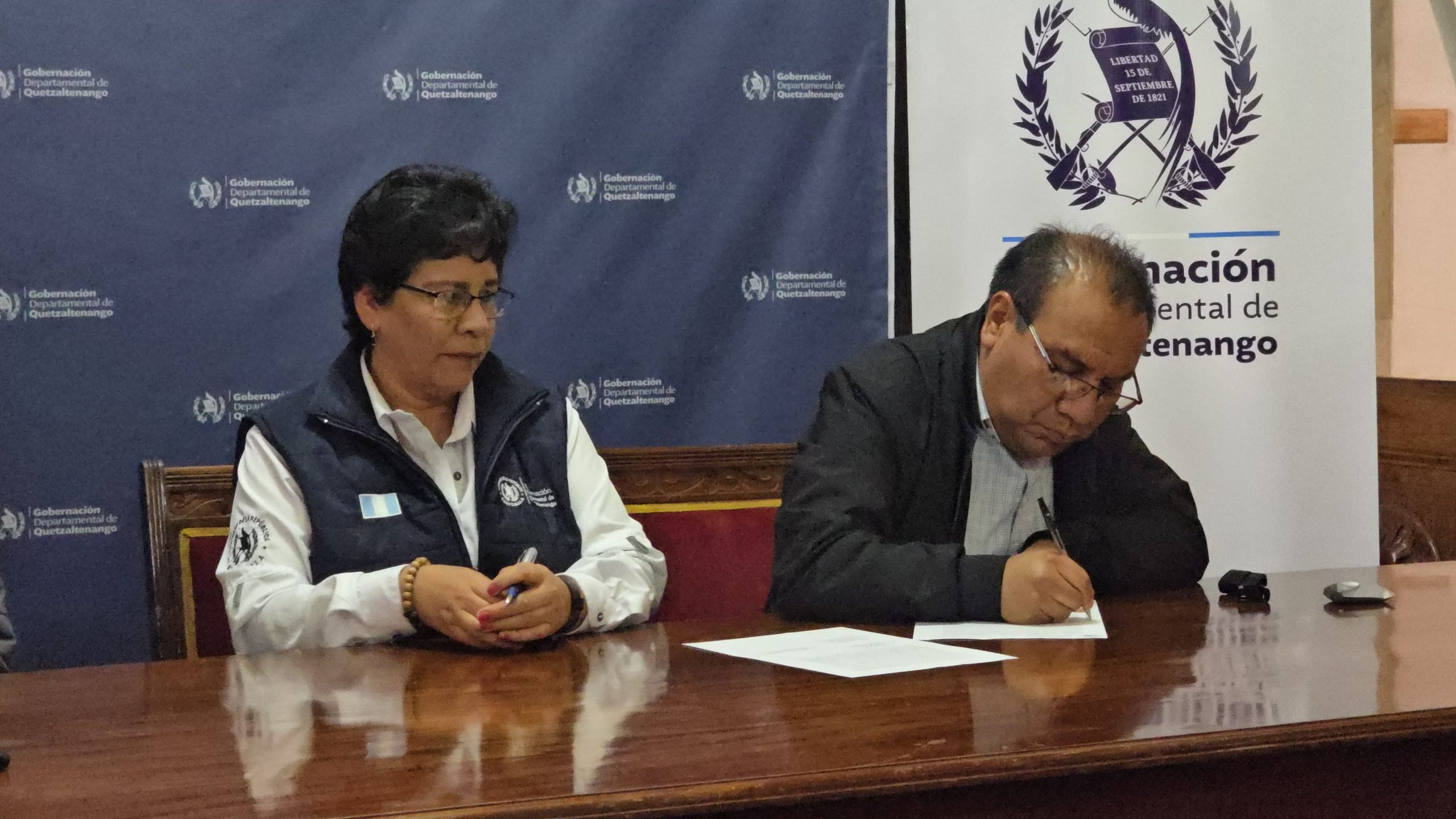 Firman convenio para ampliar sistema de alcantarillado sanitario en San Francisco La Unión