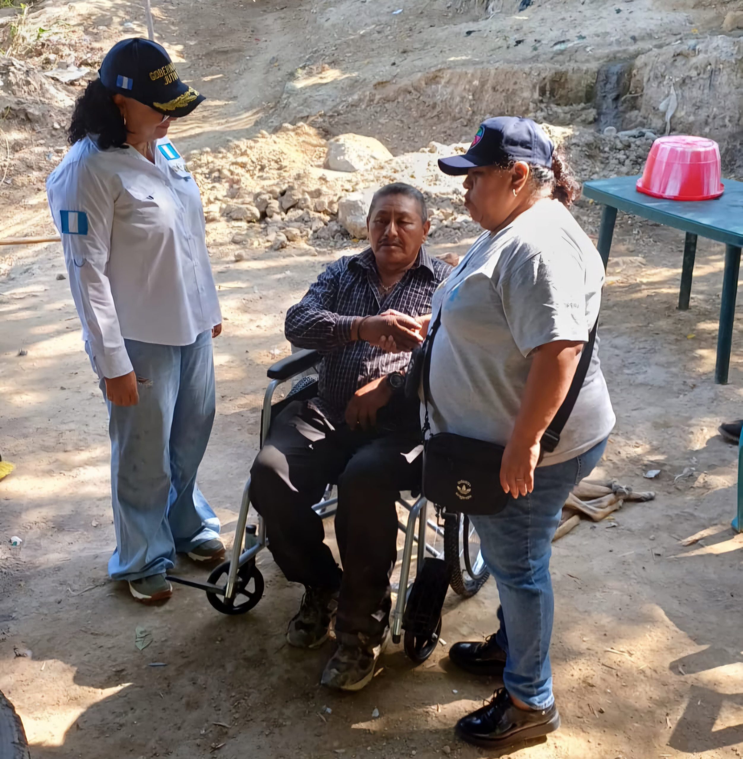 Entrega de sillas de ruedas fortalece inclusión y bienestar en Jutiapa