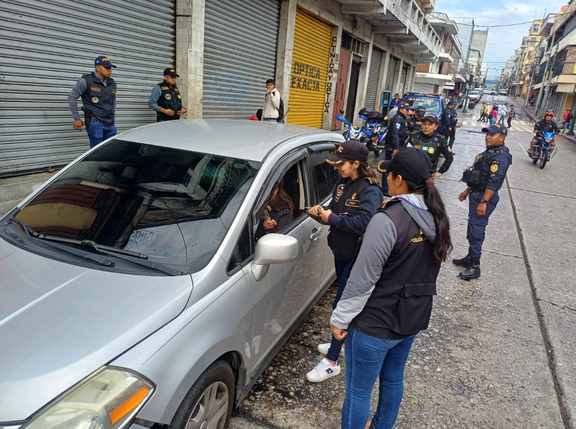 Desarrollan operativos contra taxis piratas en busca de frenar acciones de maras