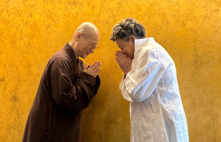 Lucrecia Peinado participó en un intercambio cultural en el Museo de las Religiones del Mundo, en la República de China (Taiwán). / Foto: X @lucreciapeinado.