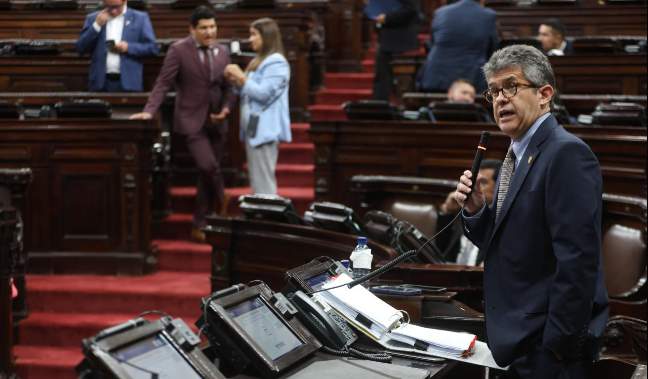 Tres meses de interpelación y solo 11 preguntas respondidas por el titular del MSPAS