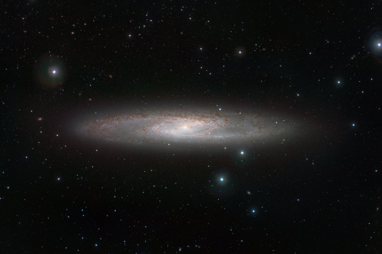 Captan la imagen en mil colores más detallada de la “Galaxia del Escultor”