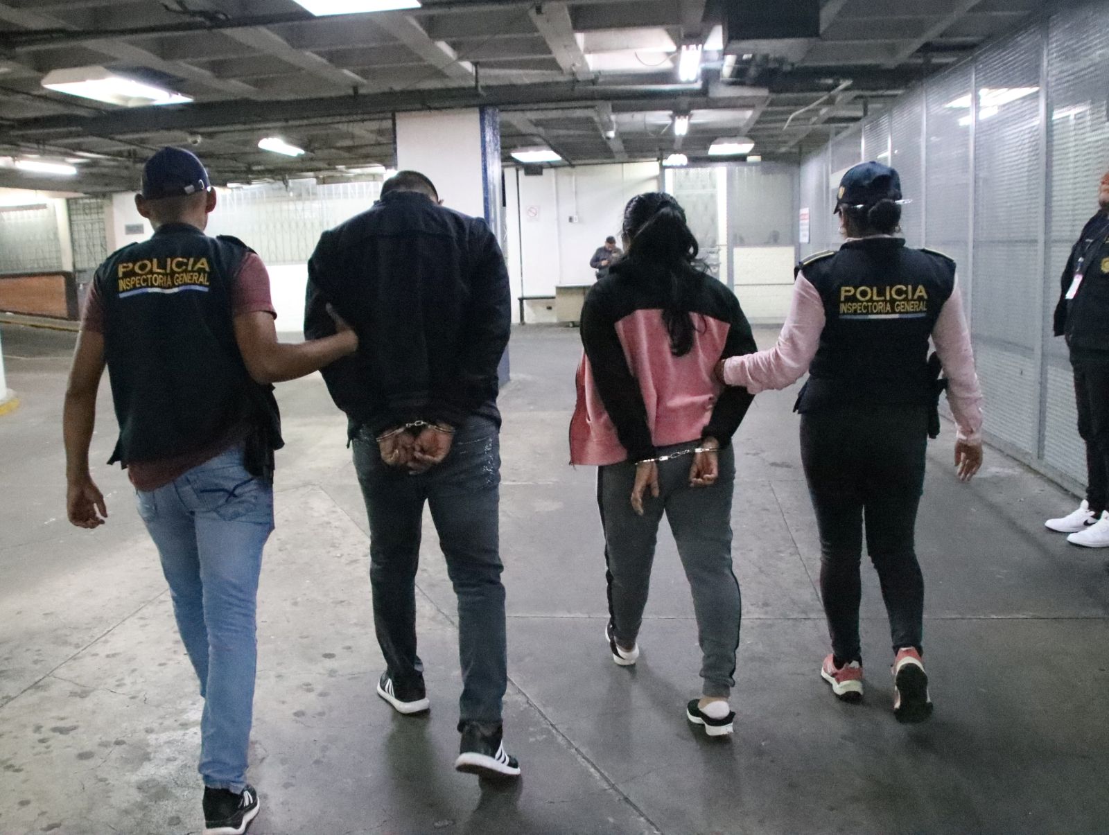 La Inspectoría General de la PNC captura a cuatro malos policías
