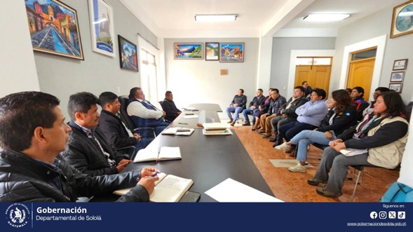 Autoridades dan seguimiento a proyectos 2025 en Santa Lucía Utatlán