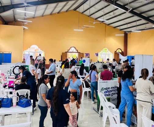 Feria Integral de Salud promueve el bienestar y la prevención en Casas Viejas, Guastatoya
