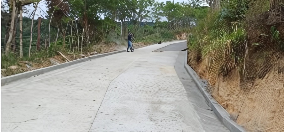 Vecinos del municipio de la Unión, Zacapa, cuentan con mejoramiento de camino rural