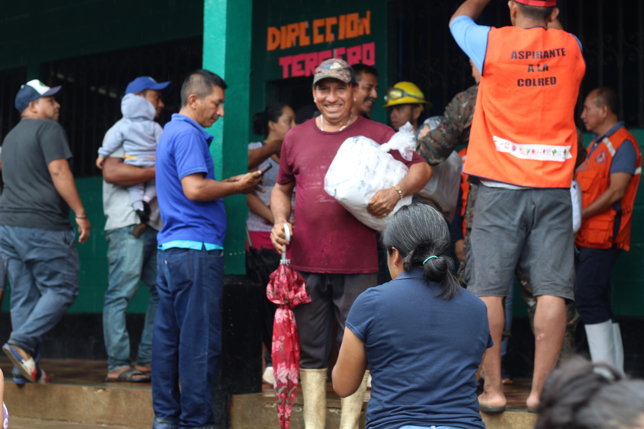 Entrega de kits de emergencia fortalece la preparación comunitaria en San José La Máquina
