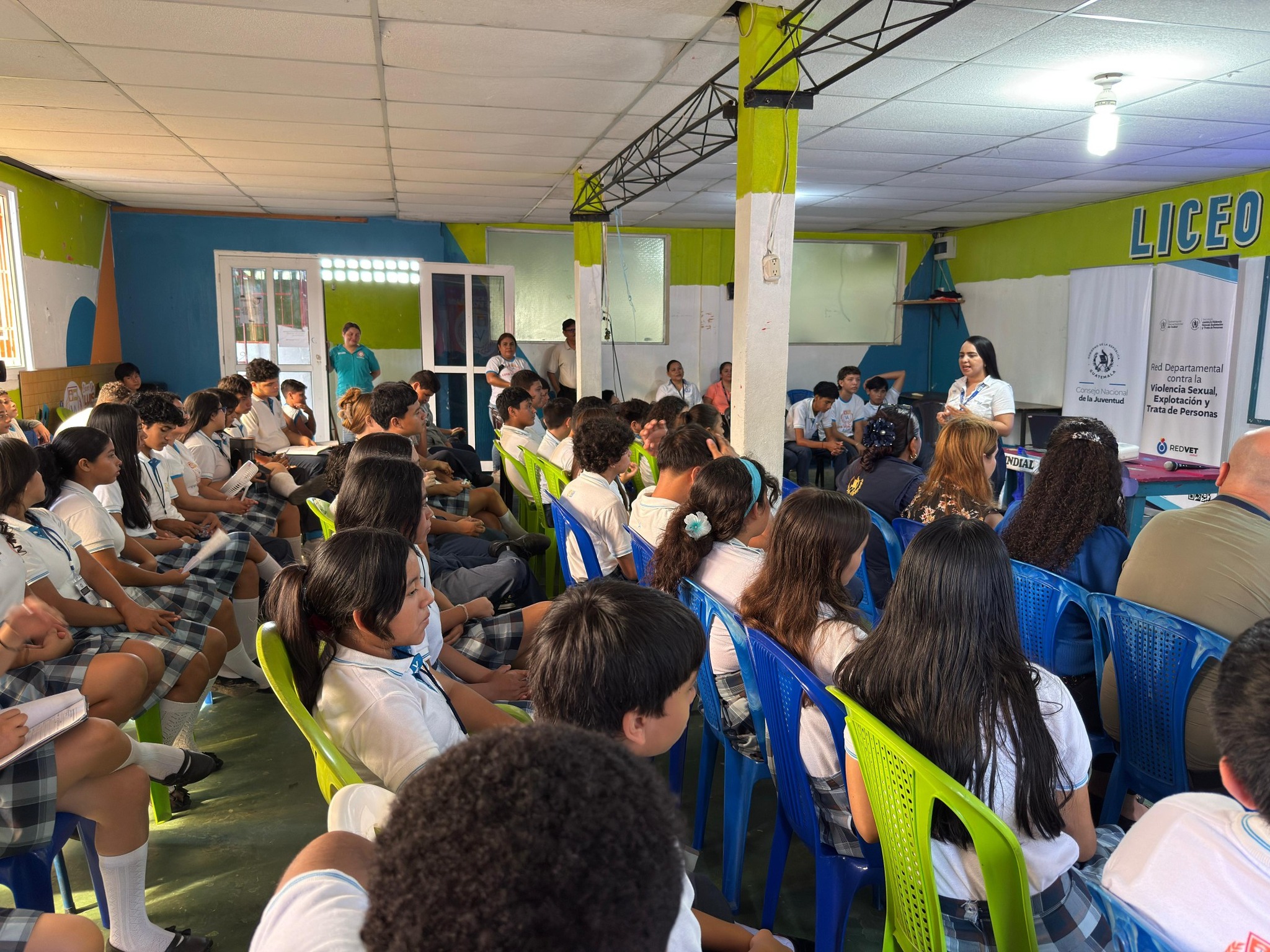 Feria lúdica promueve acciones para prevenir la trata de personas en Izabal
