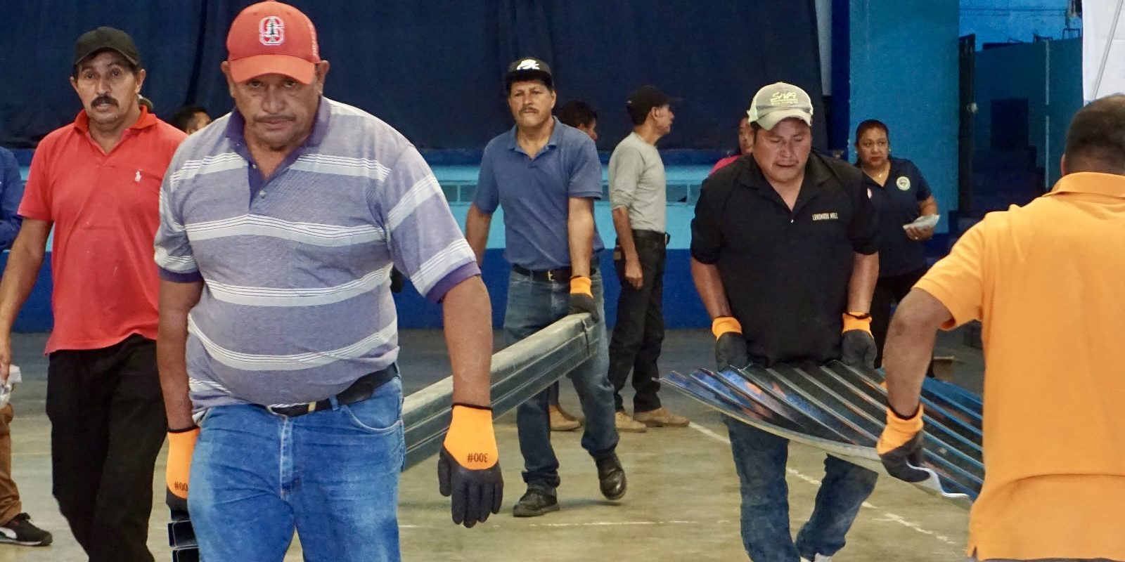 Fodes entrega ayuda humanitaria en comunidades afectadas por sismos en Escuintla