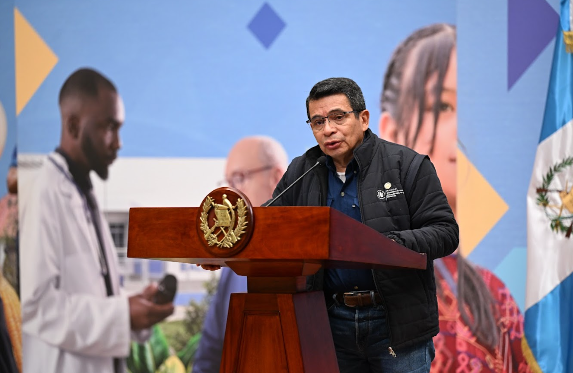 Ministro Díaz reitera los cierres viales en la CA-9 Sur de la ruta al Pacífico./Foto: Byron de la Cruz.