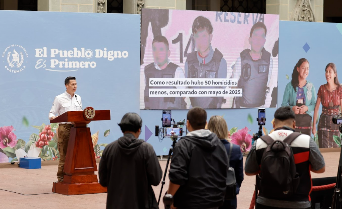 viceministro de Seguridad, José Portillo, presentó un informe sobre los avances obtenidos en el último mes en el Mingob. / Foto: Byron de la Cruz