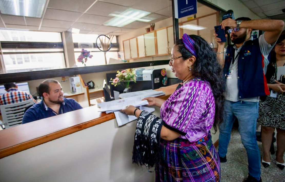 Viceministra de Protección Social, Bertha Zapeta, presenta querella por actos de discriminación