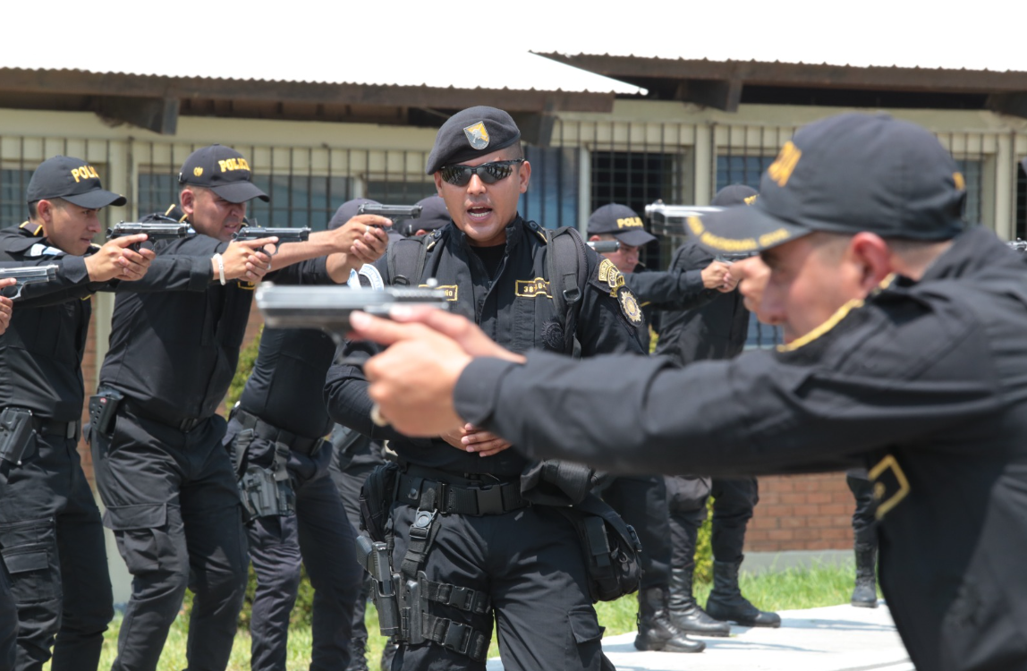 Jiménez sobre la adquisición de armas: “No es un lujo, es una necesidad equipar a la PNC”