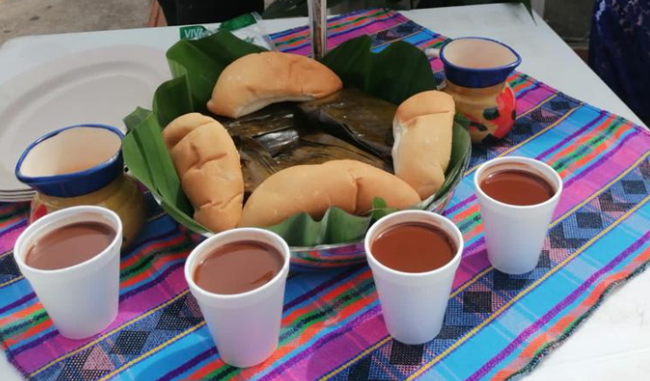 Comunidad lingüística “sakapulteka” invita al conversatorio “La cocina como laboratorio de conocimientos y transmisor del idioma maya”