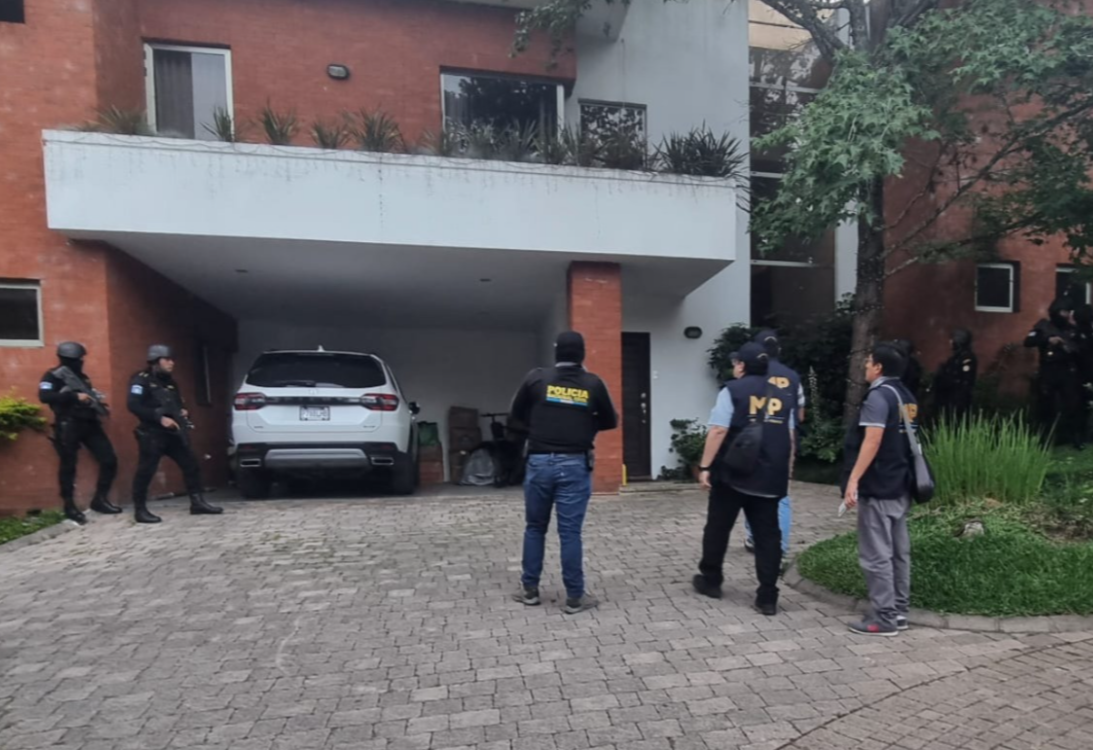 PNC lleva a cabo allanamientos en Petén, Retalhuleu y Guatemala./Foto: PNC.