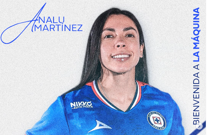 Ana Lucía Martínez es fichada por el Cruz Azul Femenil./Foto: RR.SS. Cruz Azul Femenil.