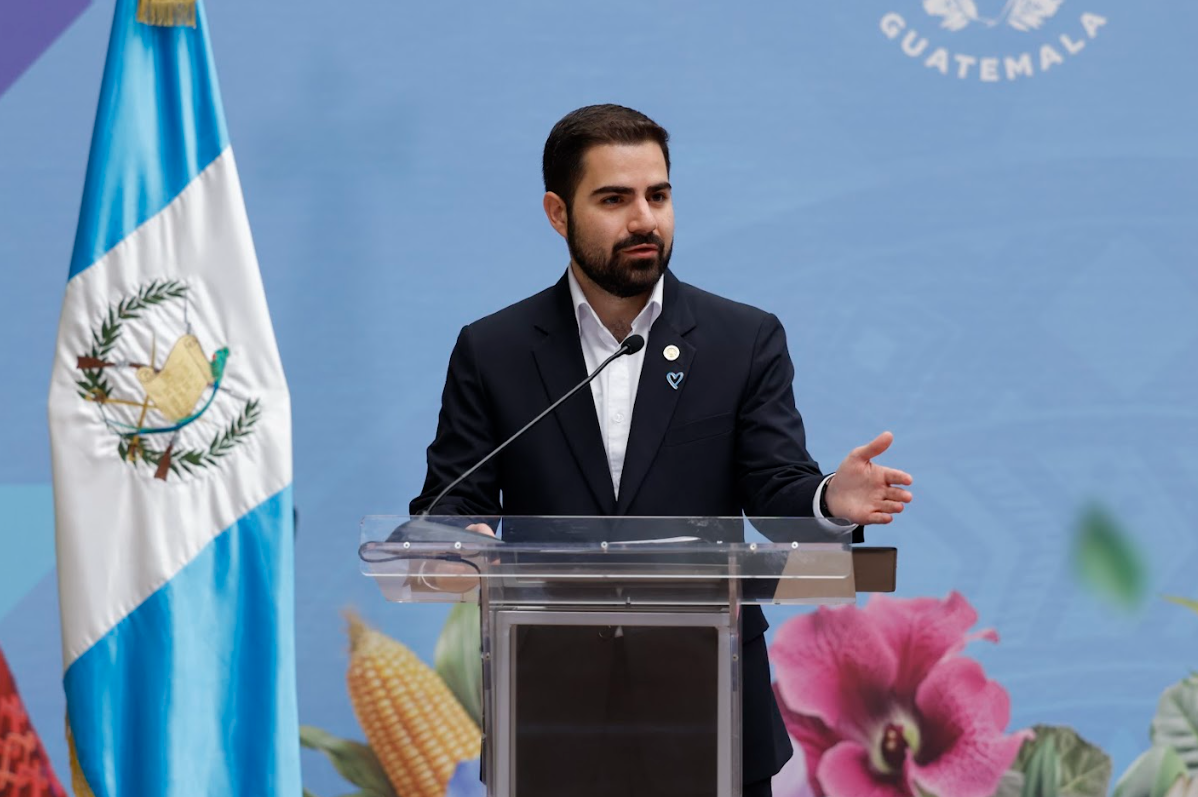 Secretario Palomo insta al MP a hacer cumplir órdenes judiciales en defensa de la educación