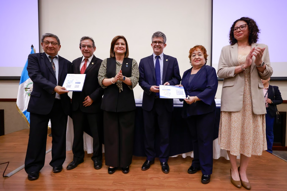 Salud reporta reducción continua en índice de mortalidad materna