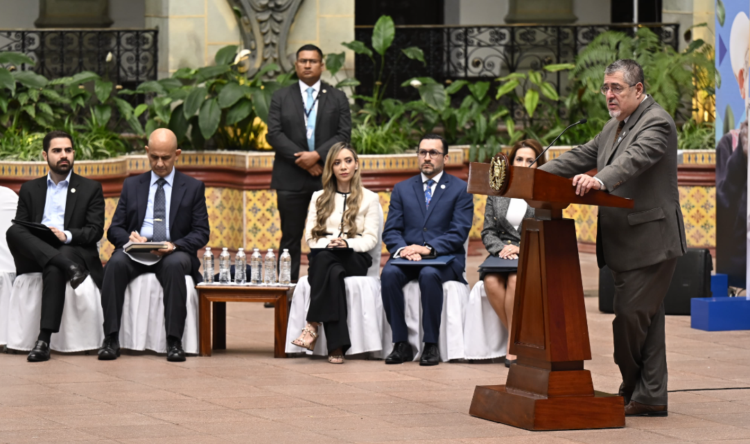 Presidente anuncia ampliación de segunda convocatoria de Becas por Nuestro Futuro