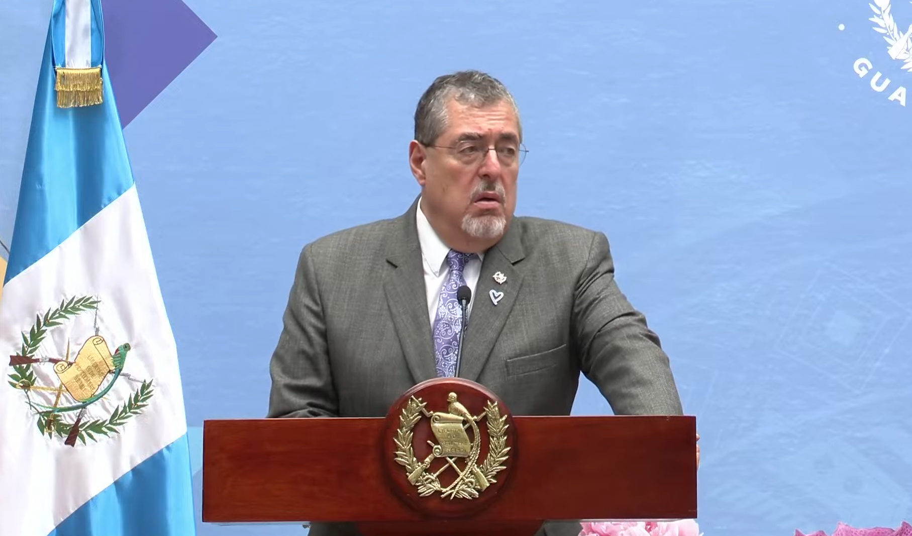 Presidente Arévalo explica la iniciativa de ley antilavado de dinero
