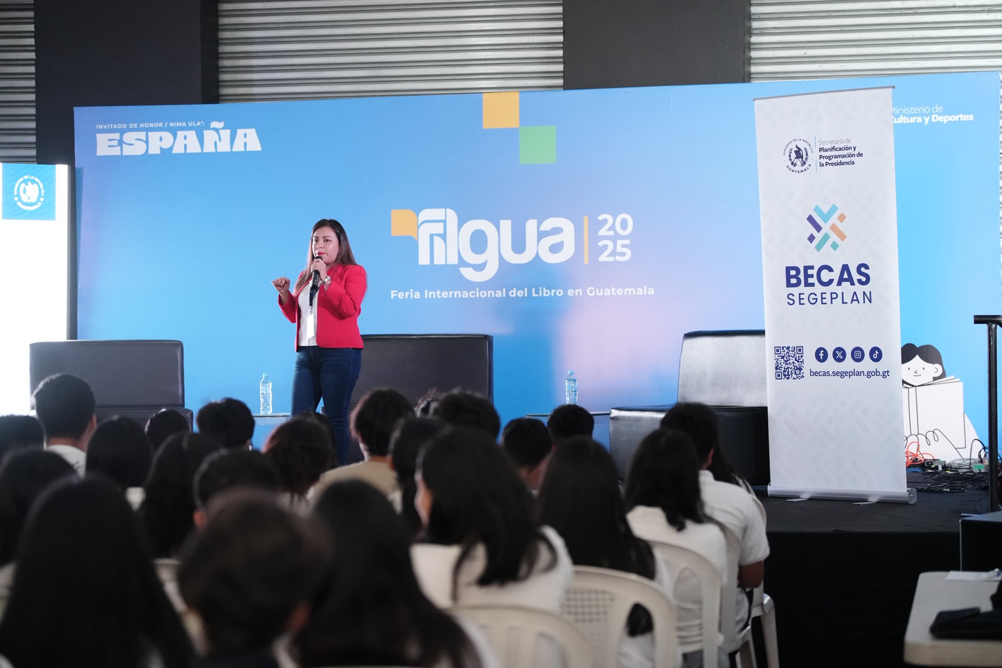 Impulsan Becas por Nuestro Futuro en Filgua 2025
