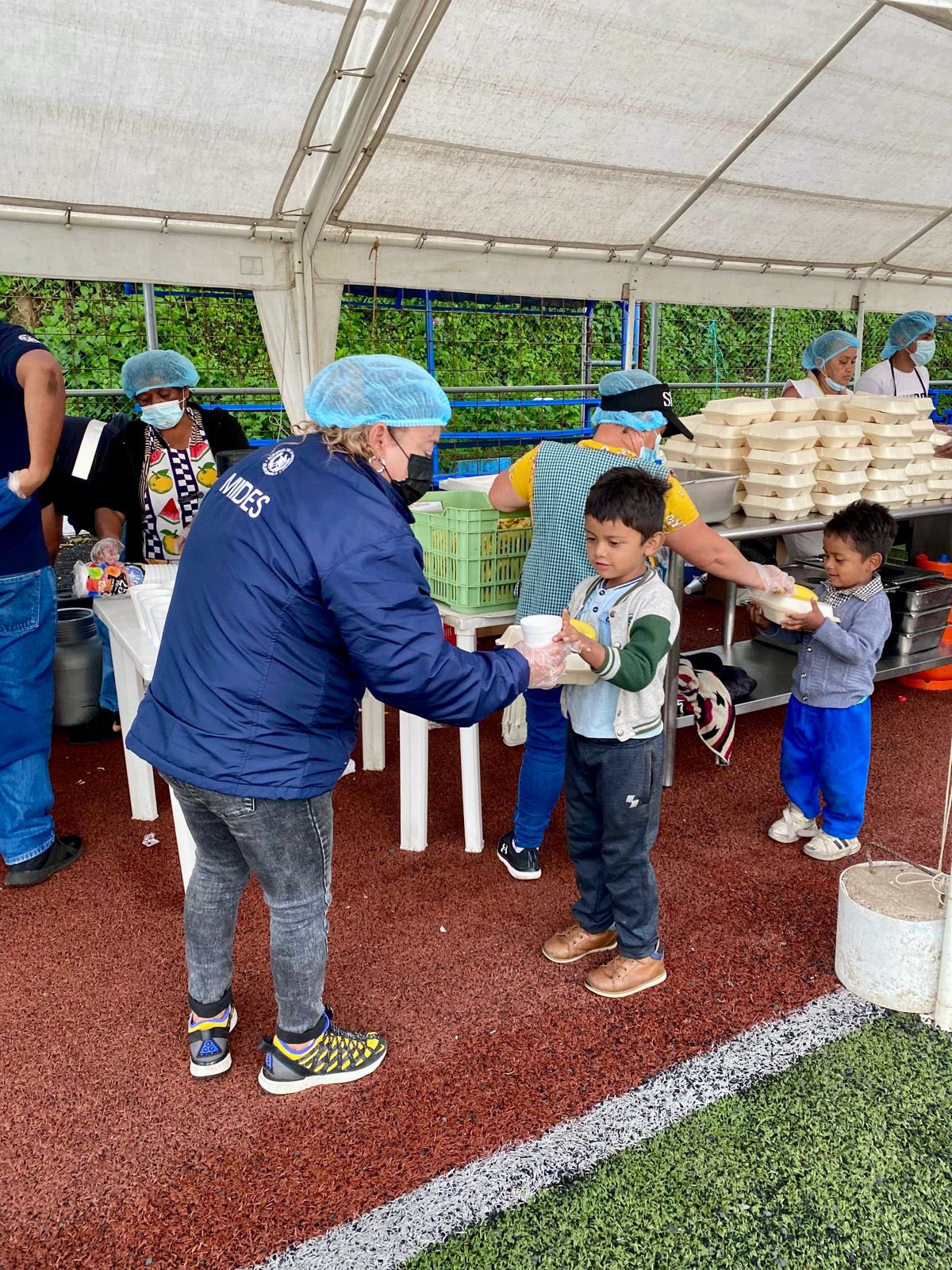 Mides ha entregado más de 8 mil raciones de alimentos en municipios afectados por sismos