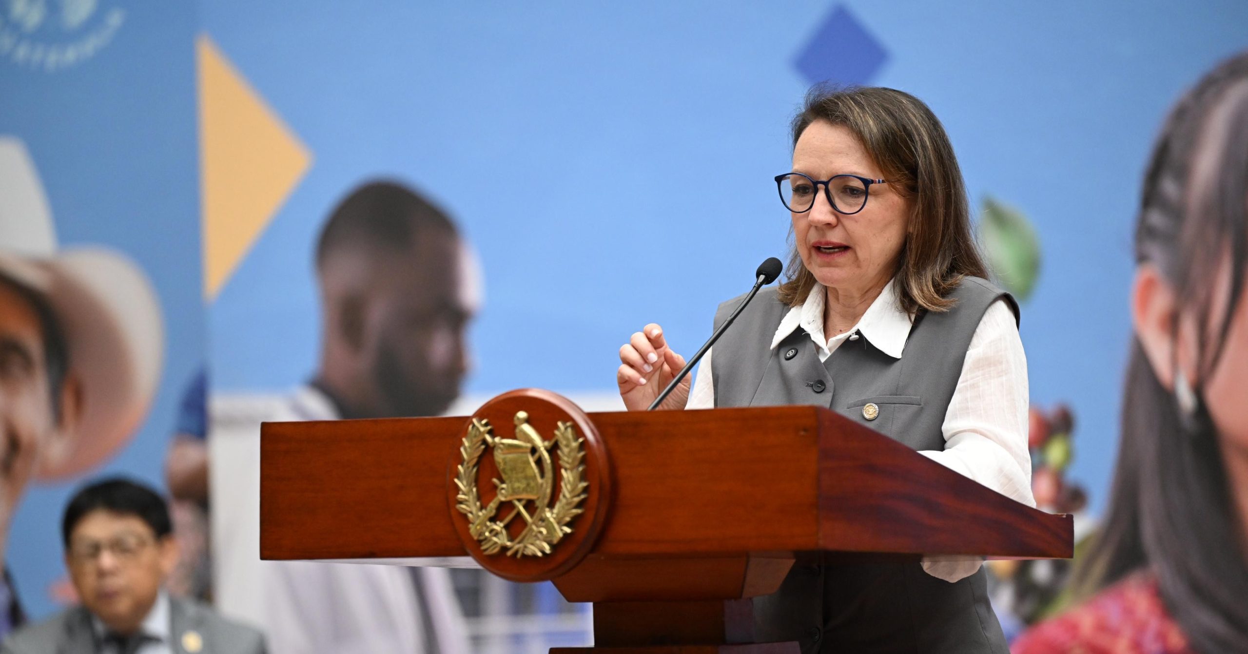 La ministra destacó dos temas principales: los compromisos alcanzados con la Municipalidad de Guatemala y los recolectores. (Foto: Byron de la Cruz)