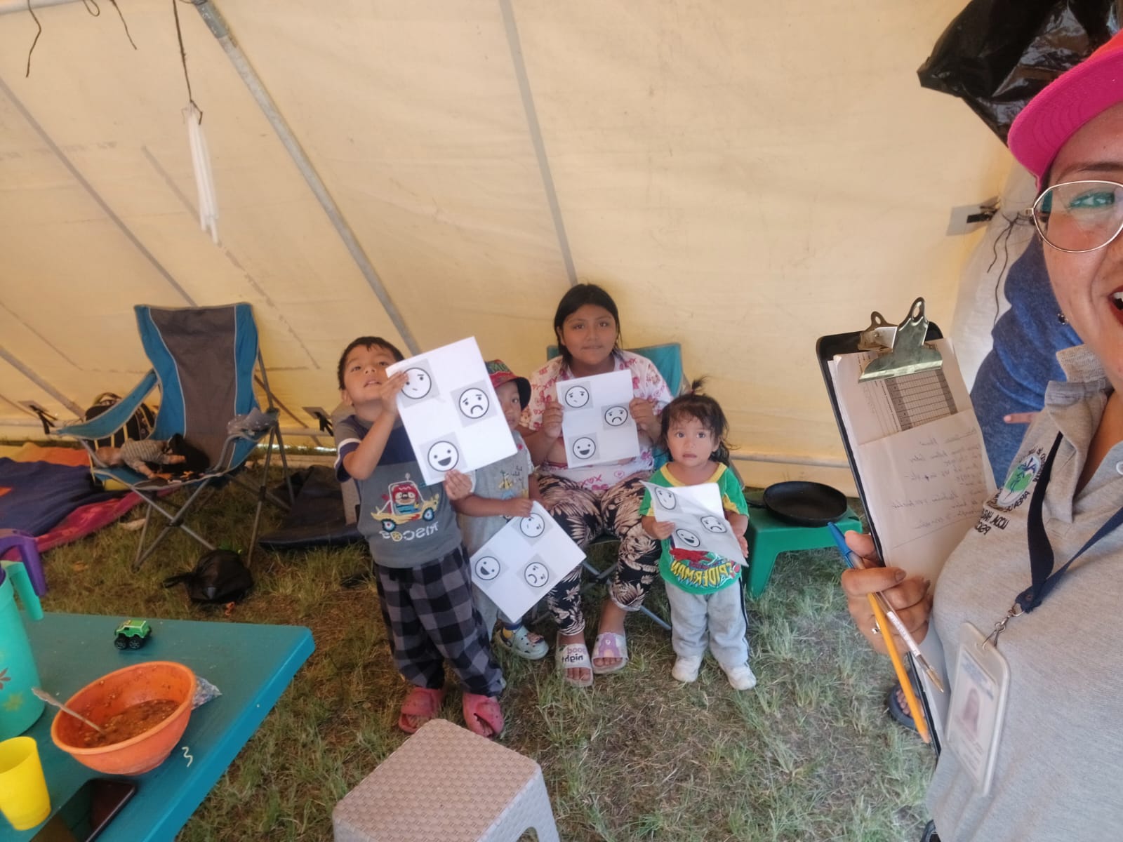 Salud refuerza atención psicológica en albergues de Palín