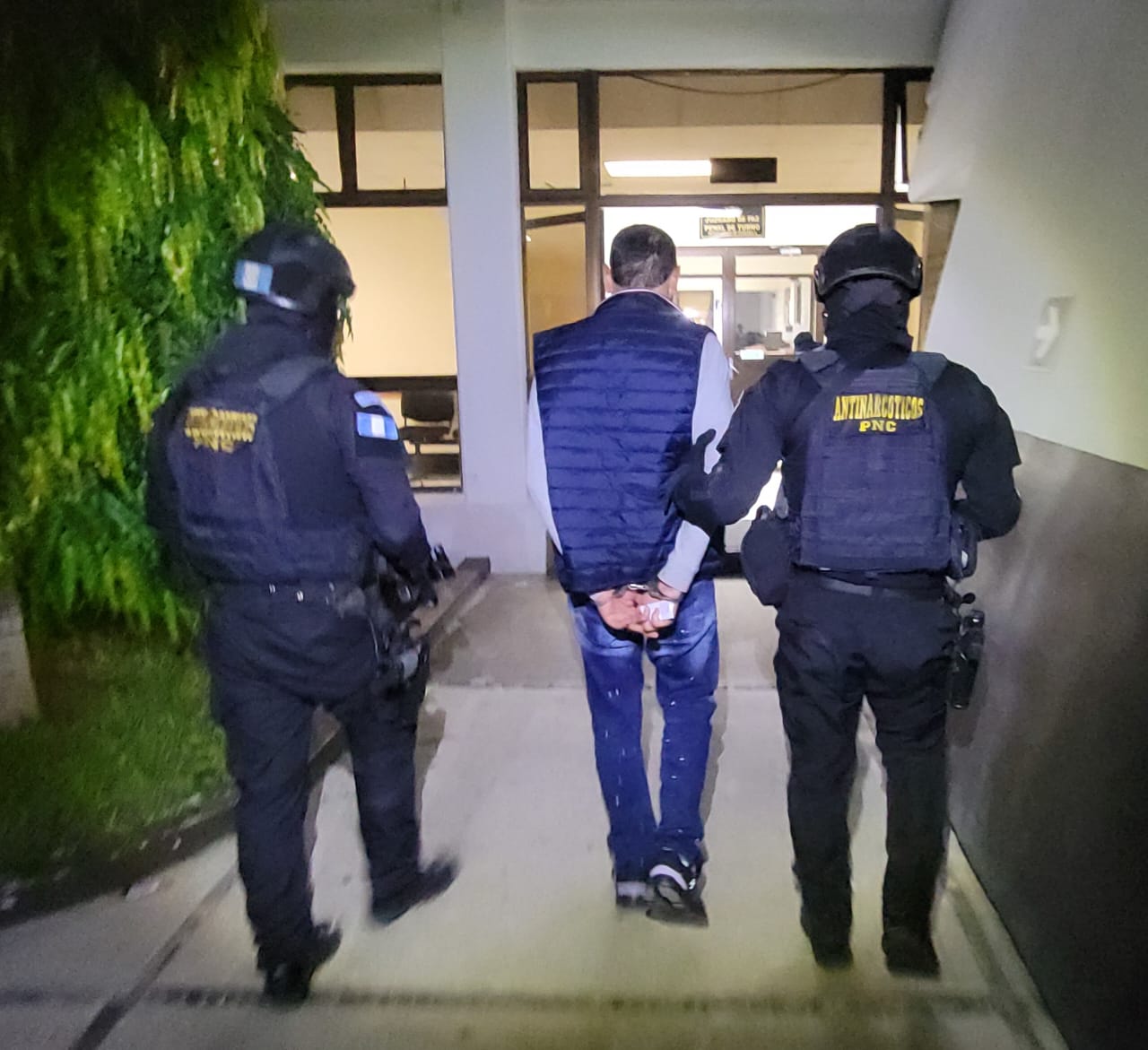 Con esta aprehensión, se eleva a 17 el número de personas detenidas en lo que va del año con fines de extradición. / Foto: PNC