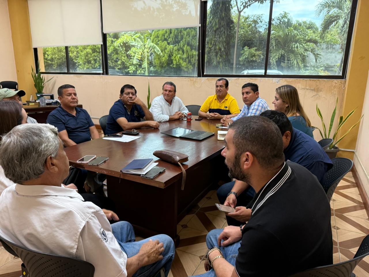Profesionalización del personal busca mejorar la transparencia y la atención ciudadana en Zacapa
