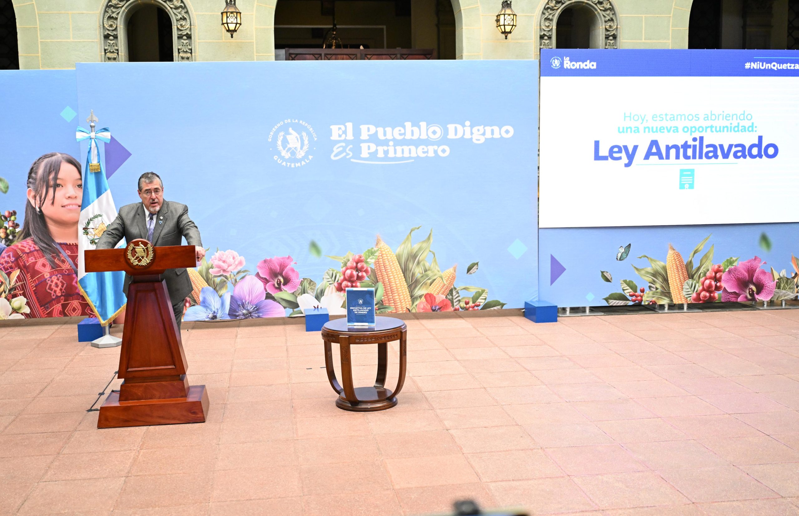 Presidente Bernardo Arévalo.