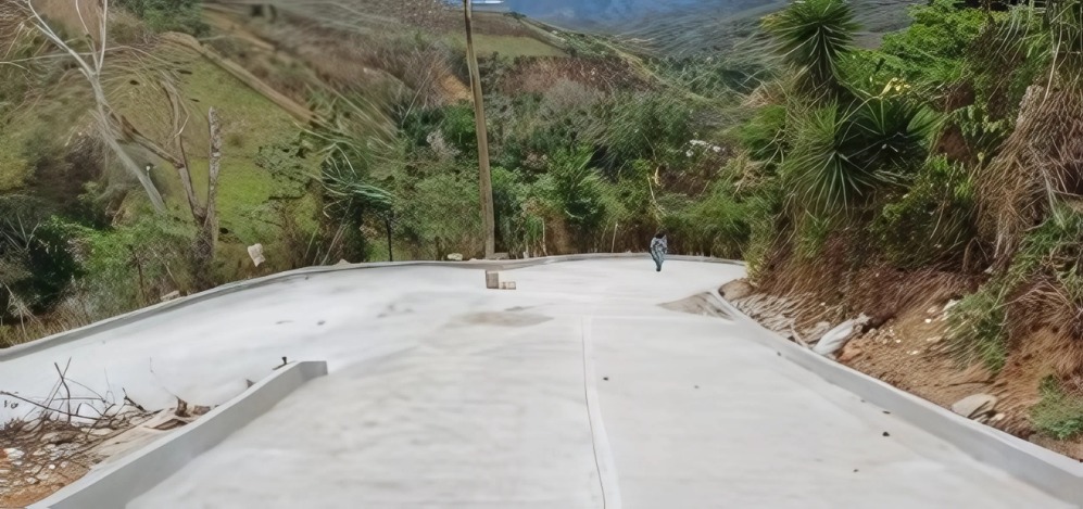 Entregan obra que beneficiará a vecinos de la aldea El Roblarón, Zacapa