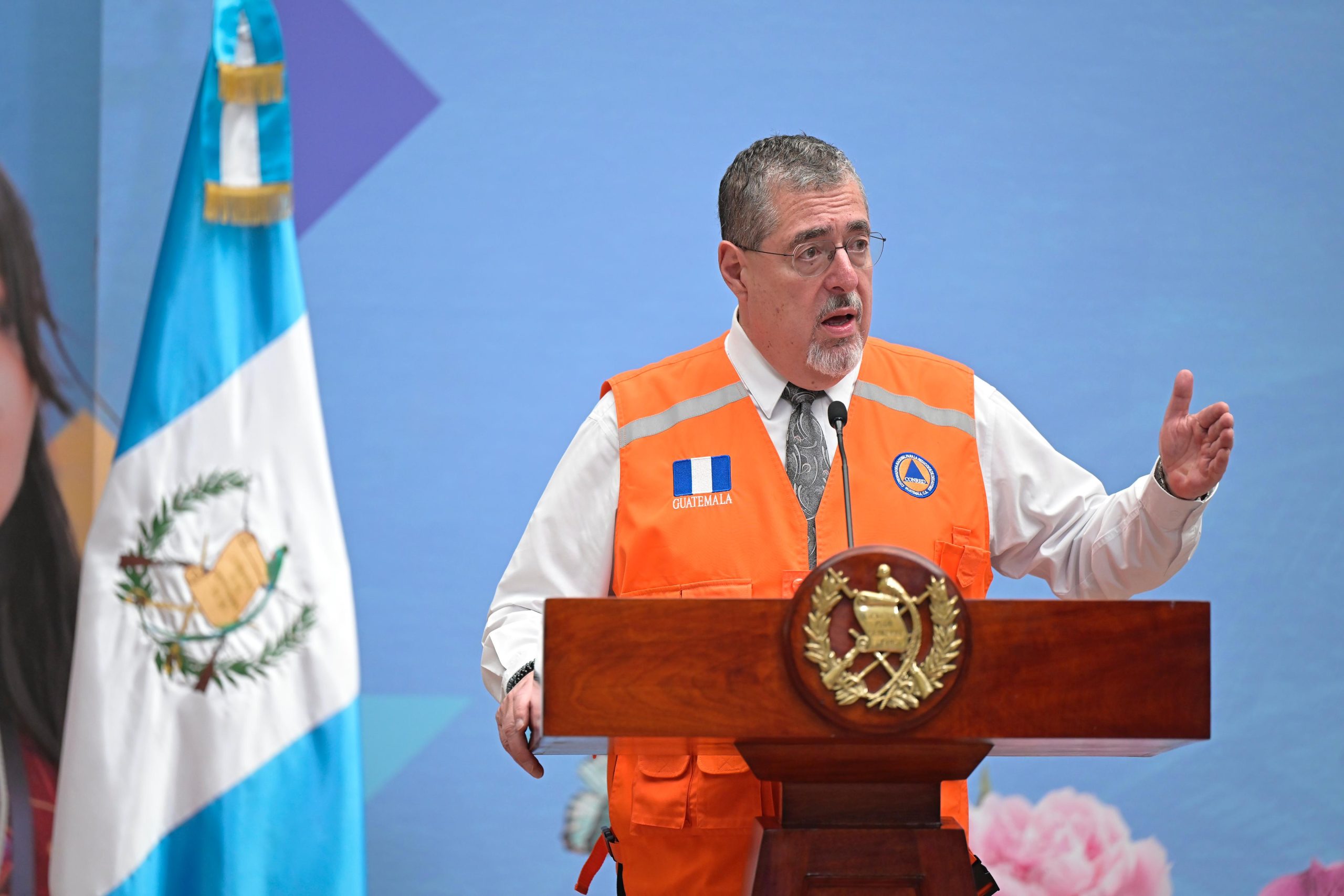 El presidente Arévalo se solidarizó con las familias de las personas fallecidas por los temblores.