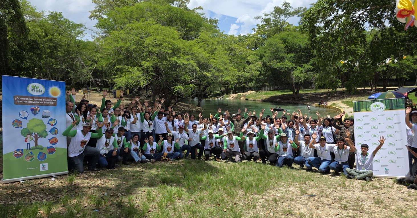 Programa Sembrando Huella reafirma el compromiso con el medio ambiente en Petén