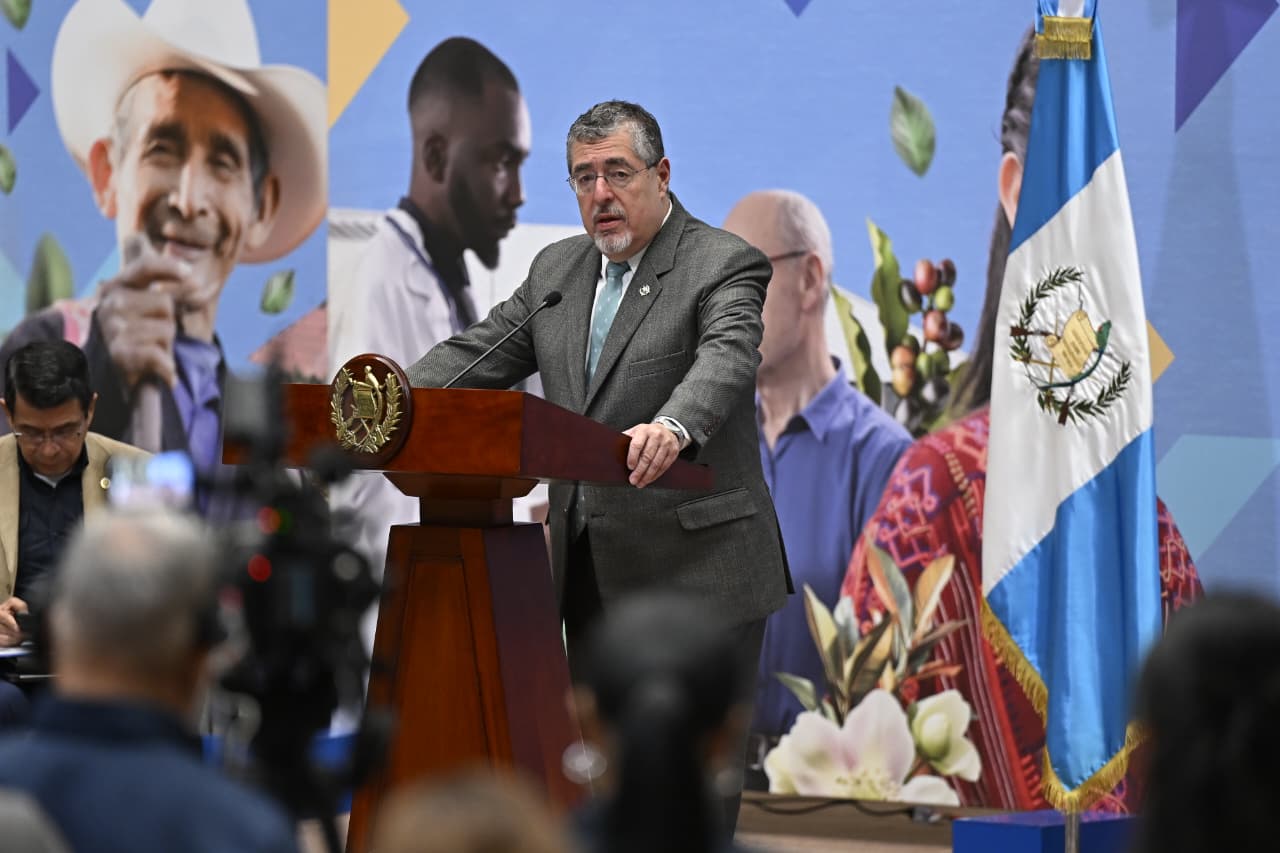 Presidentes de Guatemala y México se reúnen el próximo viernes 15 de agosto