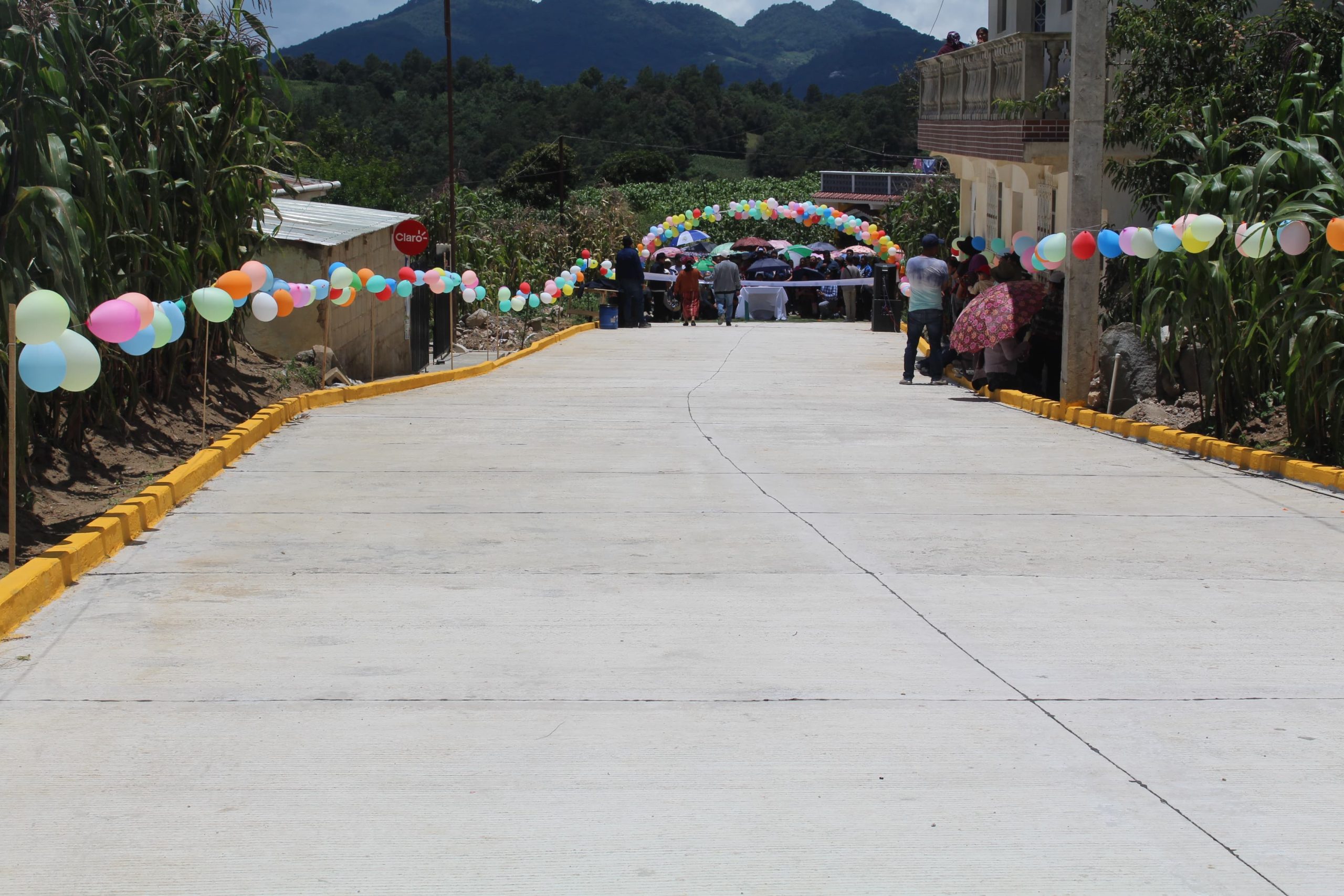 Más caminos, más desarrollo para Totonicapán: Entregan proyecto de mejoramiento vial en aldea La Esperanza