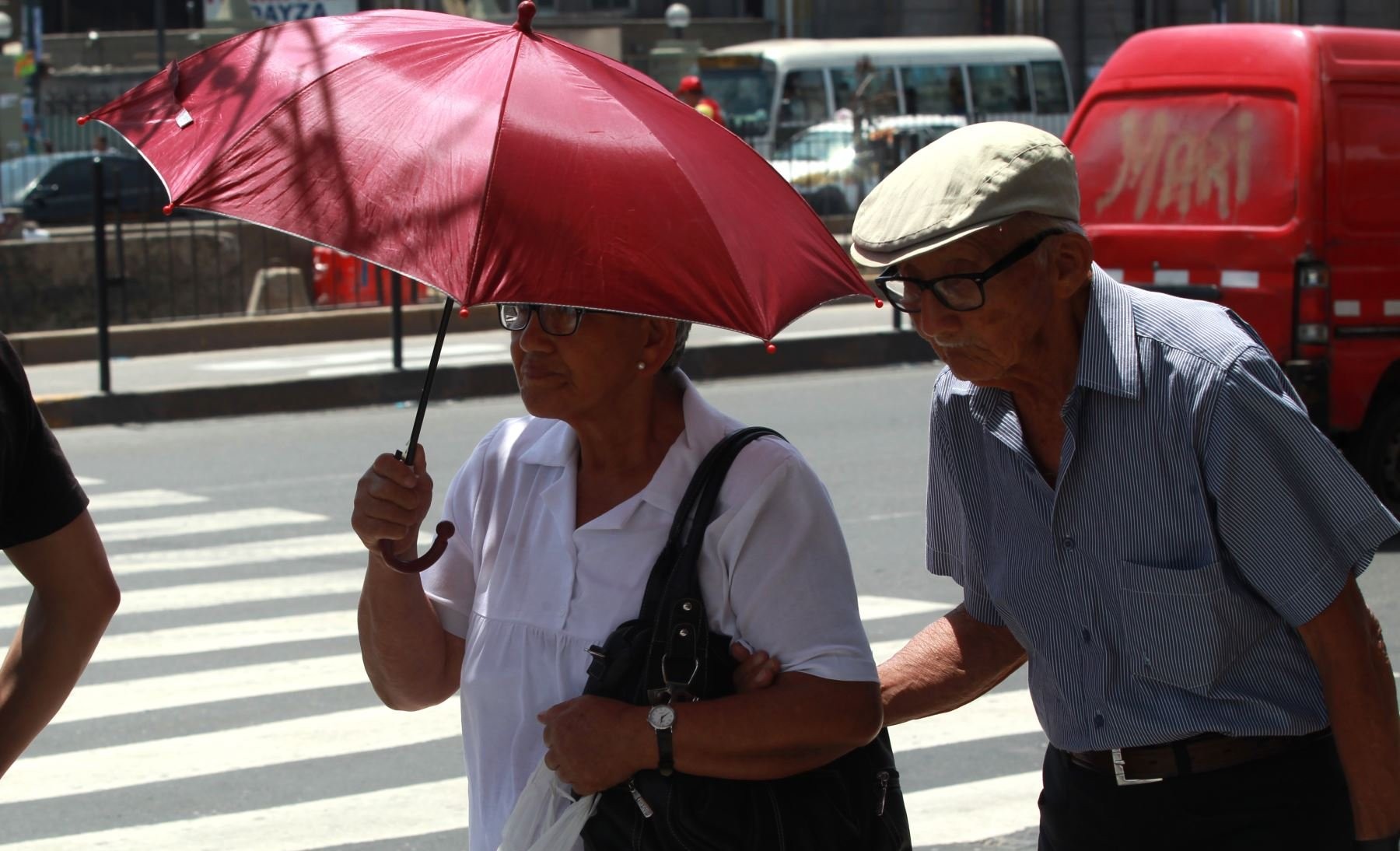 La mayoría de estudios se centran en los efectos del calor en las personas mayores, pero muy pocos en las acciones de prevención.