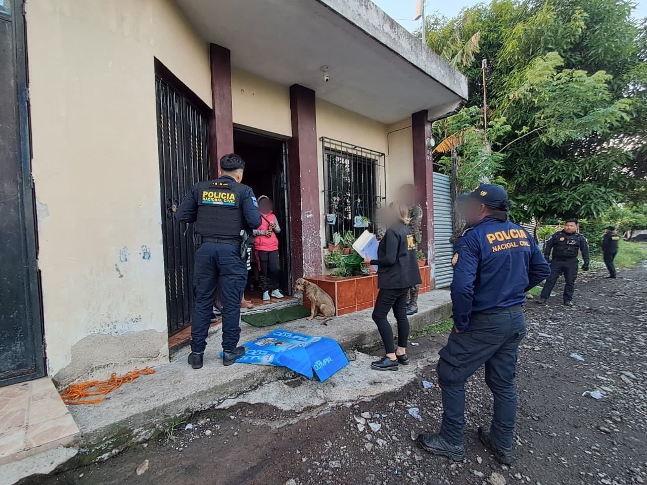 La PNC capturó a ocho integrantes de la banda Los Chipilines en allanamientos que se desarrollan en Escuintla, Guatemala y Chiquimula.