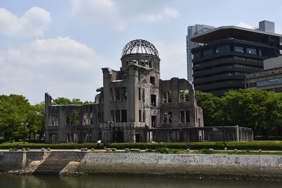 La cúpula fue el único edificio que resistió el poder destructivo de la bomba atómica en Hiroshima.