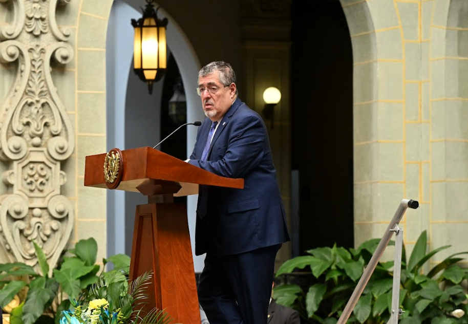 Presidente Arévalo expresa condolencias a diputado Rivas y promete continuar lucha contra grupos criminales