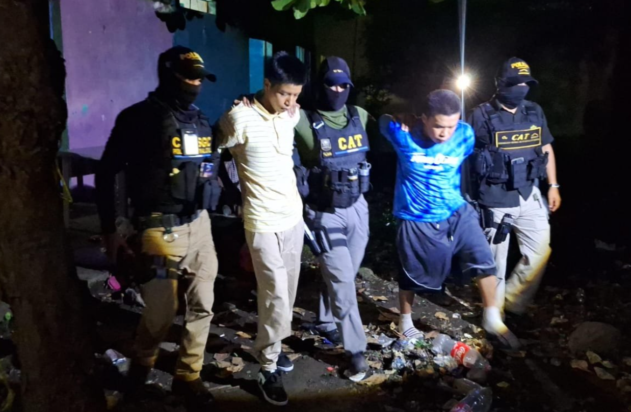 Los detenidos buscaban ingresar armas y municiones a Renovación l./Foto: PNC.