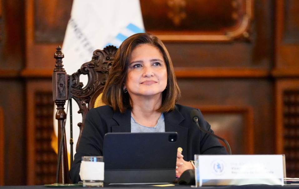 Vicepresidenta Karin Herrera realizará visita oficial a Ecuador. (Foto: Vicepresidencia de la República)