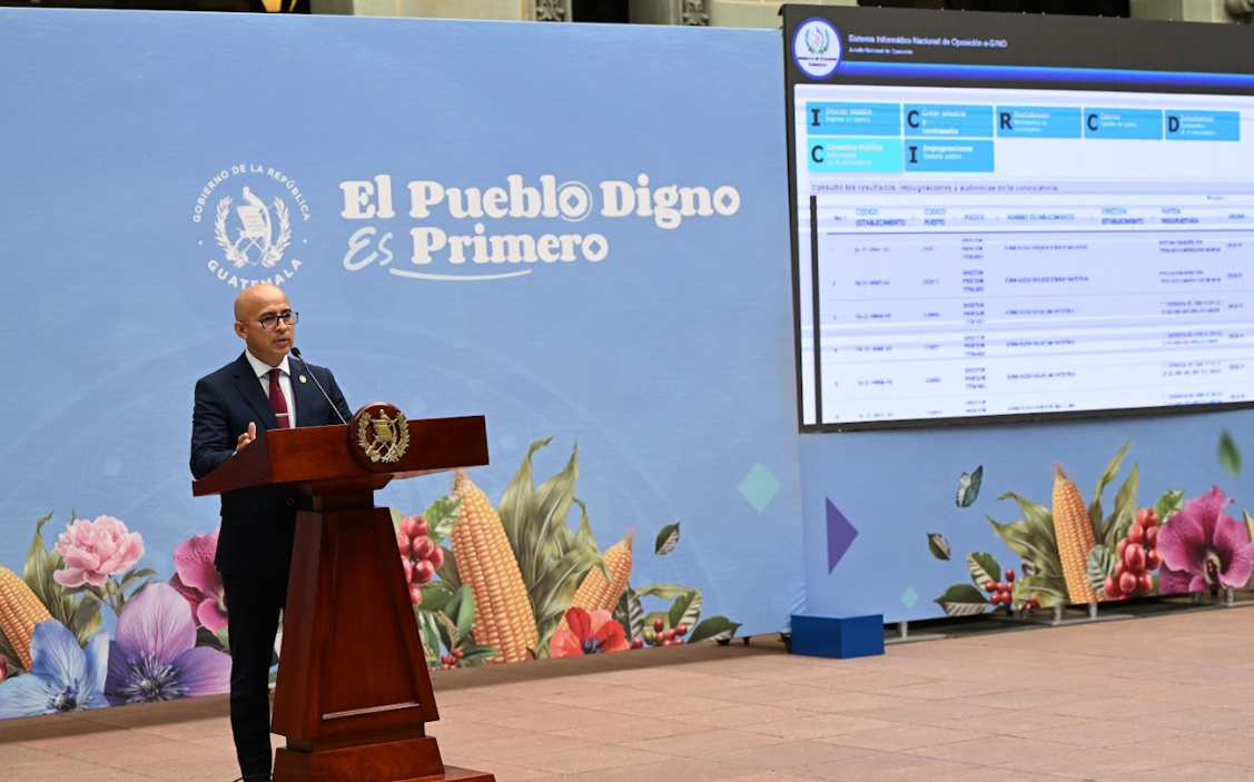 Así será el proceso de selección para aspirantes a nuevas plazas docentes del Mineduc