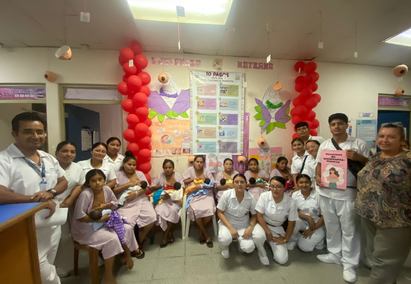 Hospital de La Tinta, en Alta Verapaz, impulsa buenas prácticas de lactancia materna. (Foto: MSPAS)